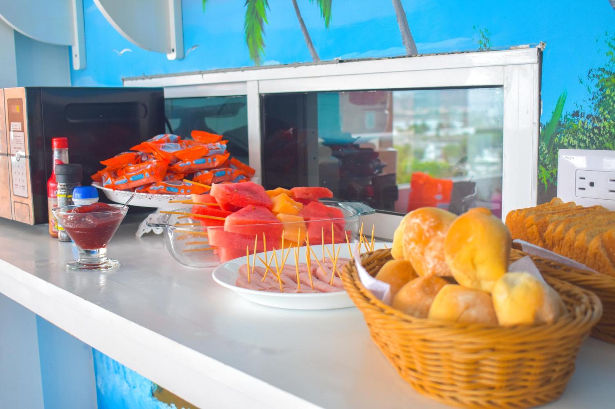 Cartagena Hotel Hernandez Ctg מראה חיצוני תמונה