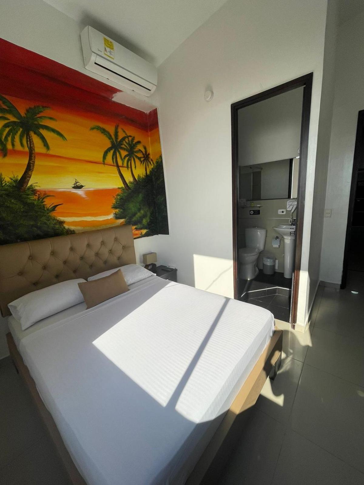 Cartagena Hotel Hernandez Ctg מראה חיצוני תמונה